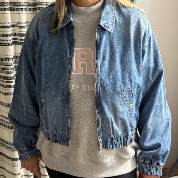 American Eagle Outfitters Jackets & Blazers - American Eagle Outfitters Light Blue Jean Jacket